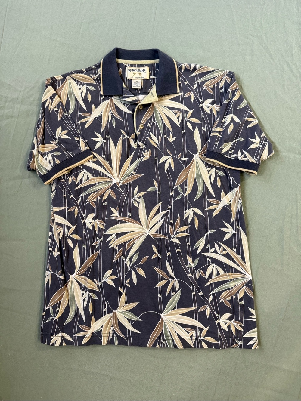 Men's Bamboo Cay Button Down Resort Shirt M